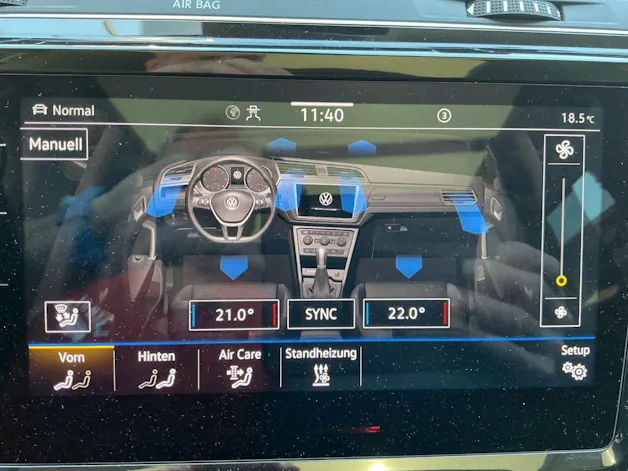 VW Touran 1.5 TSI Comfortline DSG *** PANORAMADACH & ANHÄNGERKUPPLUNG ***