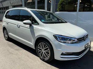 VW Touran 1.5 TSI Comfortline DSG *** PANORAMADACH & ANHÄNGERKUPPLUNG ***
