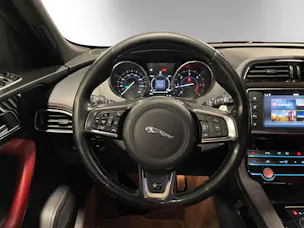 Jaguar F-Pace 2.0d R-Sport AWD Automatik