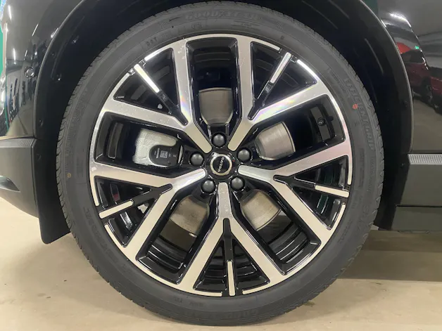 Volvo EX30 E60 69kWh Twin Black Edition