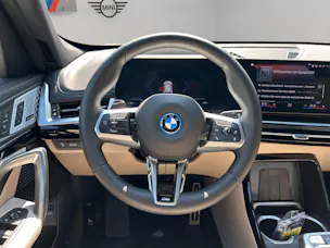 BMW iX1 xDrive 30 M Sport