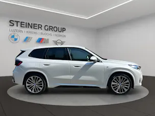 BMW iX1 xDrive 30 M Sport