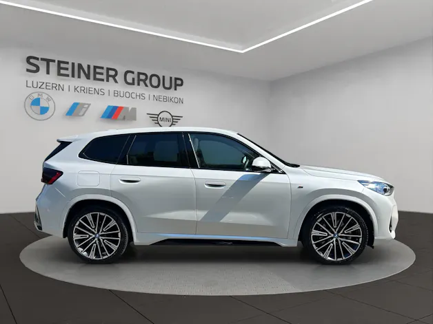 BMW iX1 xDrive 30 M Sport