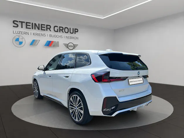 BMW iX1 xDrive 30 M Sport