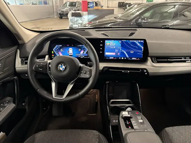 BMW X1 xDrive 23i 48V
