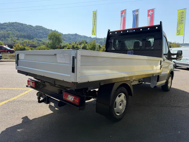 Ford Transit 350 L2 Trend 2.0 TDCi 165 RWD
