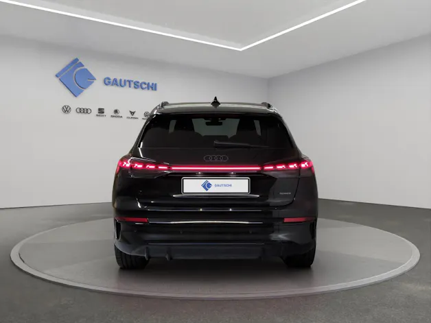 Audi Q4 e-tron SUV quattro performance