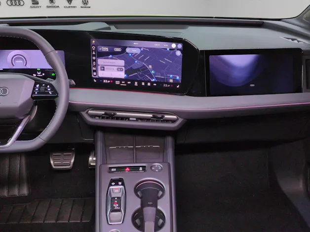 Audi Q4 e-tron SUV quattro performance