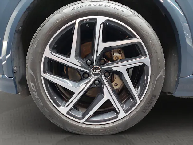 Audi Q6 e-tron quattro