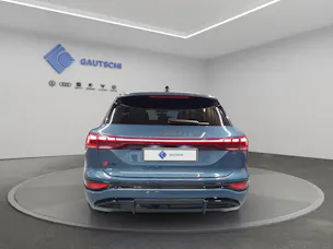 AUDI Q6 e-tron quattro