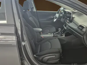 Hyundai i30 1.6 T-GDi Amplia MY26