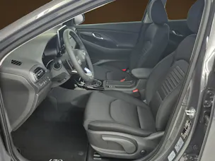 Hyundai i30 1.6 T-GDi Amplia MY26