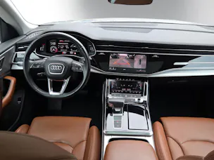 AUDI Q8 55 TFSI quattro tiptronic