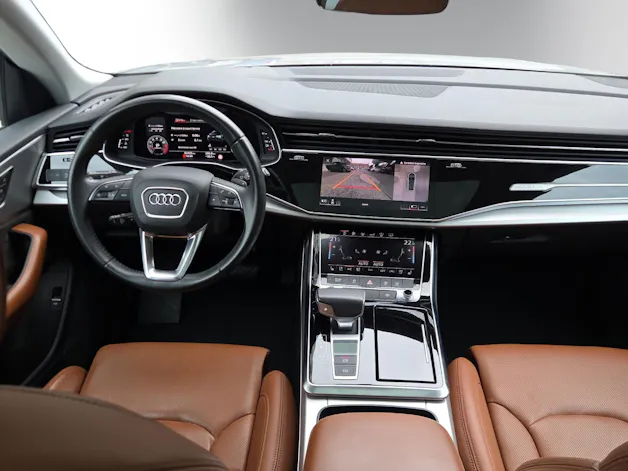 Audi Q8 55 TFSI quattro tiptronic