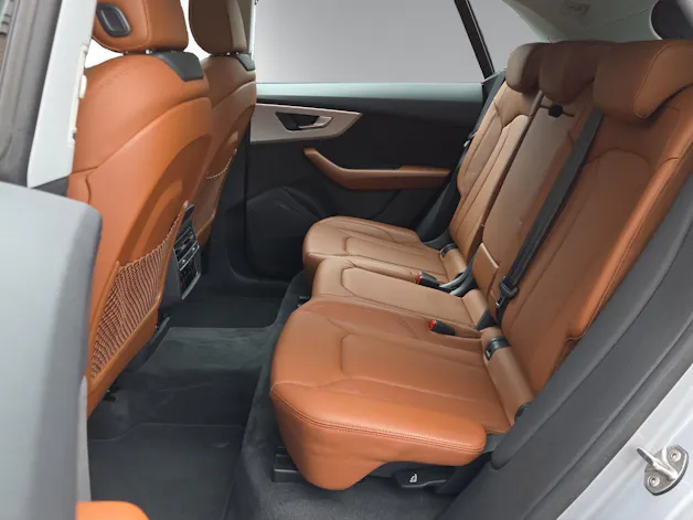 Audi Q8 55 TFSI quattro tiptronic