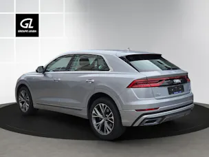 AUDI Q8 55 TFSI quattro tiptronic