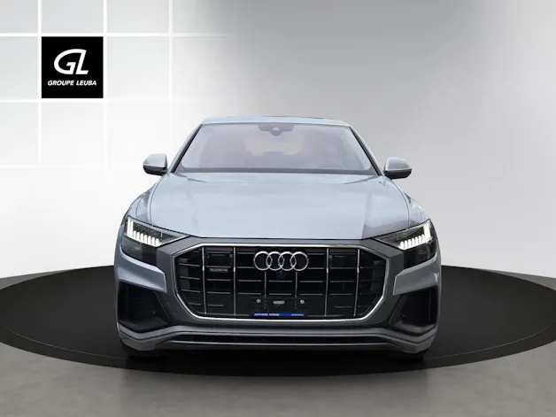Audi Q8 55 TFSI quattro tiptronic