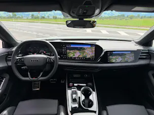 AUDI A6 Avant TFSI quattro 270 kW S tronic