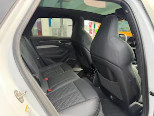 AUDI A6 Avant TFSI quattro 270 kW S tronic