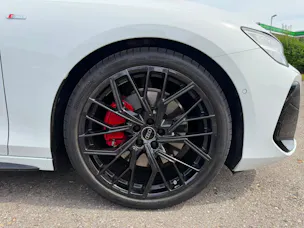 AUDI A6 Avant TFSI quattro 270 kW S tronic