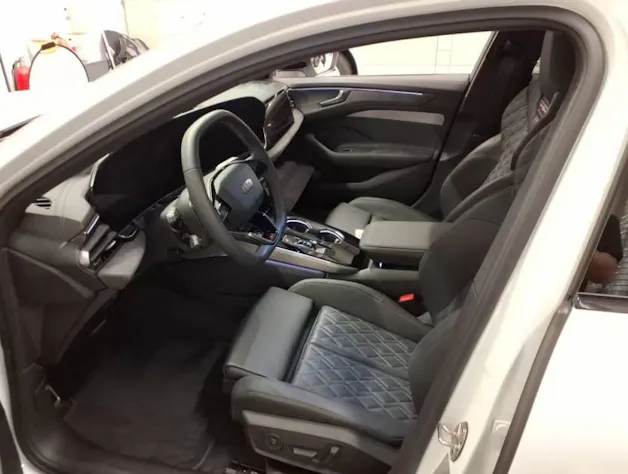 Audi A6 Avant TFSI quattro 270 kW S tronic