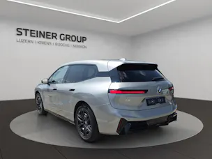 BMW iX xDrive60 M Sport