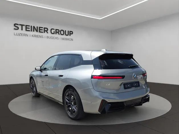 BMW iX xDrive60 M Sport