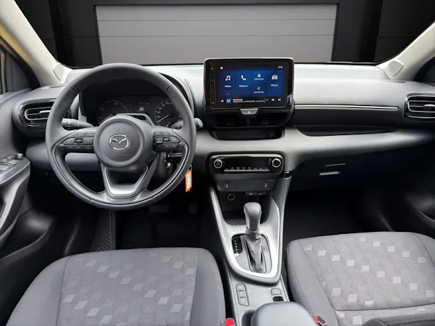 Mazda 2 Hybrid Centre-line