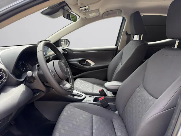 Mazda 2 Hybrid Centre-line