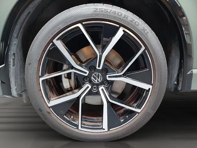VW Tiguan 2.0 TSI United DSG 4Motion