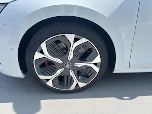 SKODA Octavia Combi 2.0 TSI DSG RS 30 Years Edition