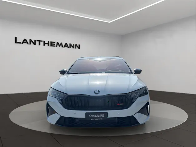 Škoda Octavia Combi 2.0 TSI DSG RS 30 Years Edition