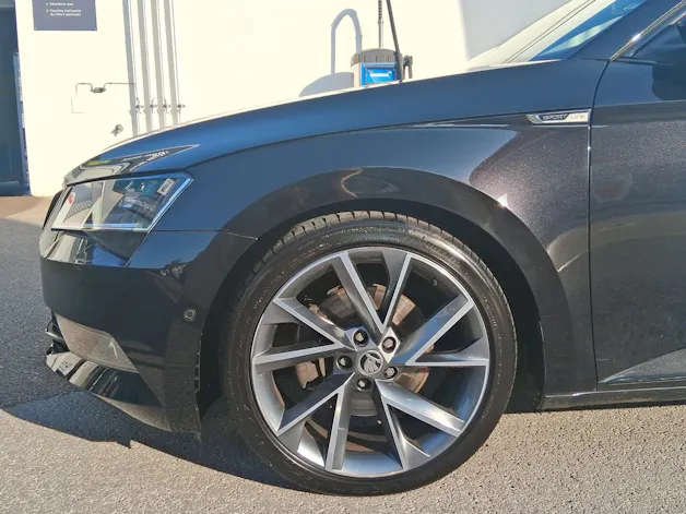 Škoda Superb Combi 2.0 TDi SportLine+ 4x4 DSG