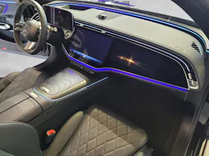 MERCEDES-BENZ E 400 e 4Matic 9G-Tronic