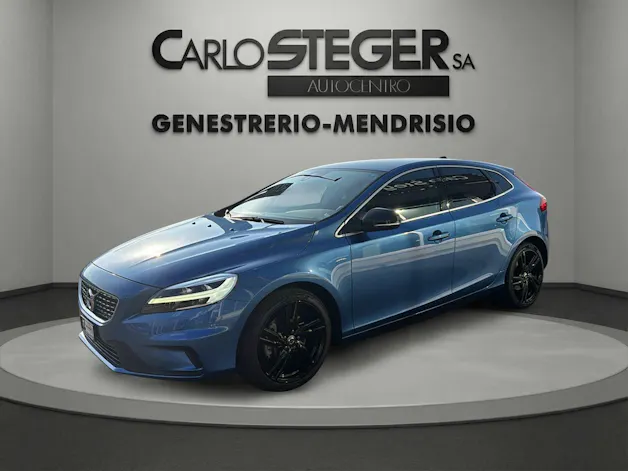 Volvo V40 D2 Momentum R-Design Geartronic