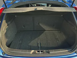 Volvo V40 D2 Momentum R-Design Geartronic