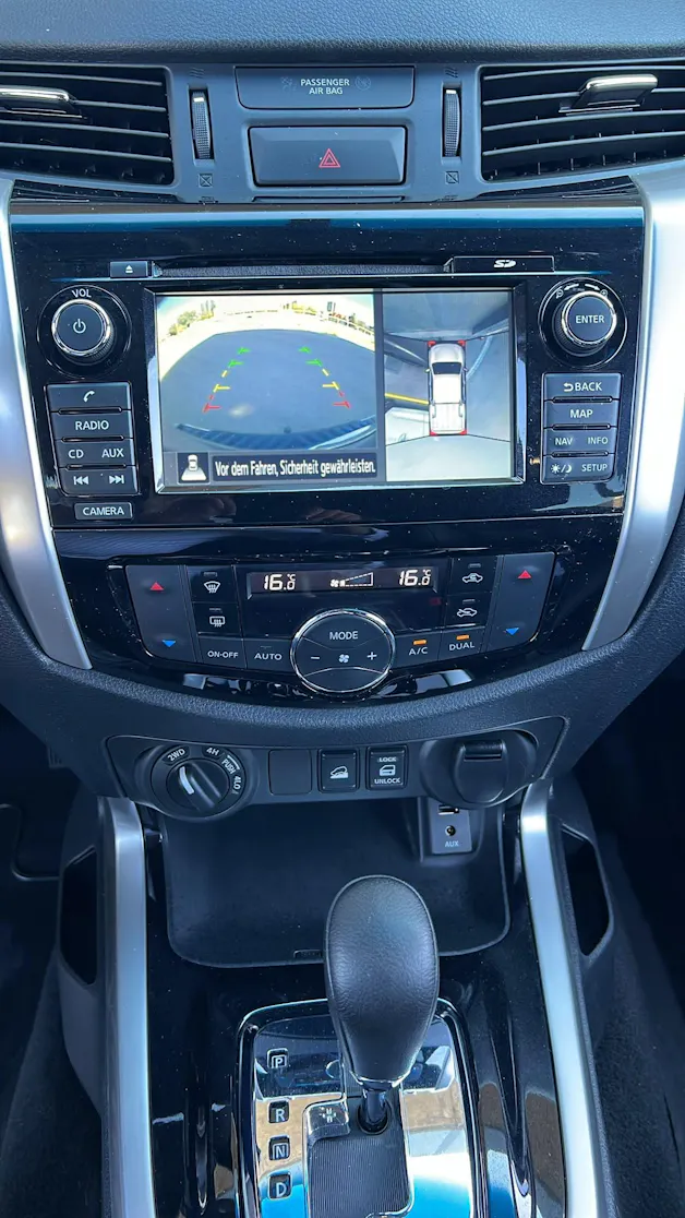 Nissan Navara Double Cab Tekna 2.3 dCi 4WD Automatic
