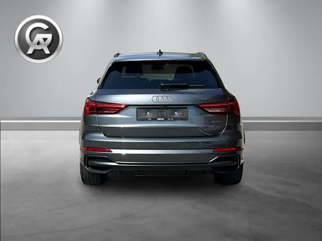 Audi Q3 45 TFSI S line quattro S-tronic