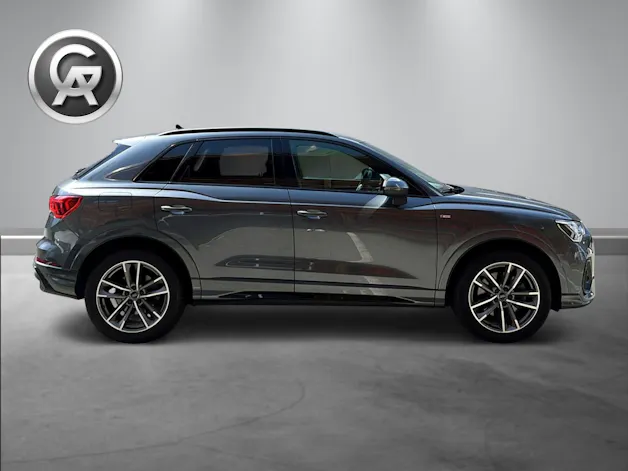 Audi Q3 45 TFSI S line quattro S-tronic