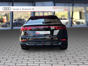 AUDI RSQ8 quattro Mythosschwarz Metallic