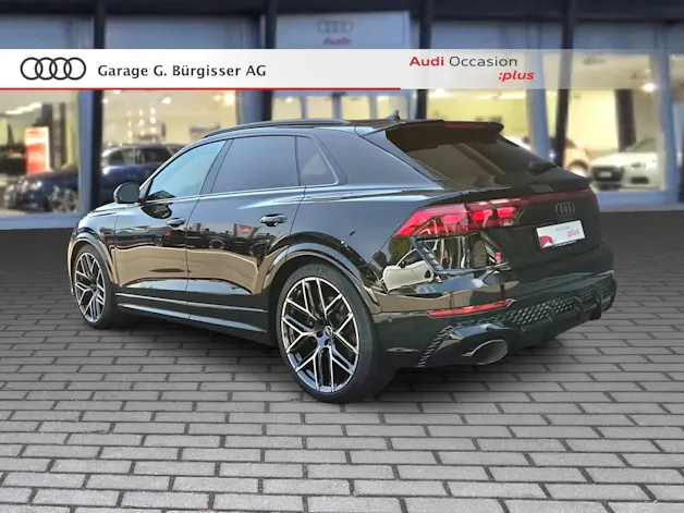 Audi RSQ8 quattro Mythosschwarz Metallic