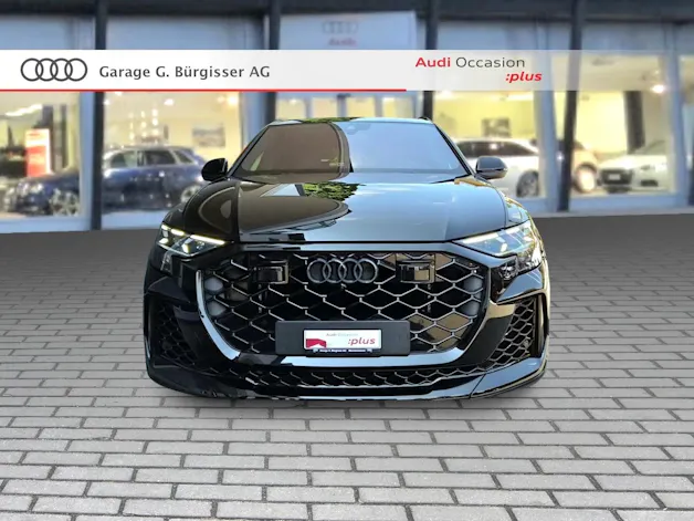 Audi RSQ8 quattro Mythosschwarz Metallic