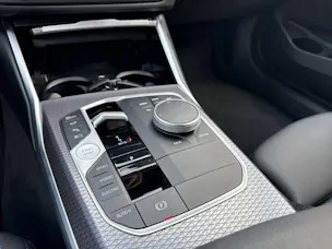 BMW 330e x DriveTouring Steptronic M Sport