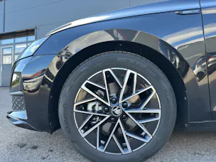 SKODA Octavia Combi 1.5 TSI mHEV DSG Sport Line