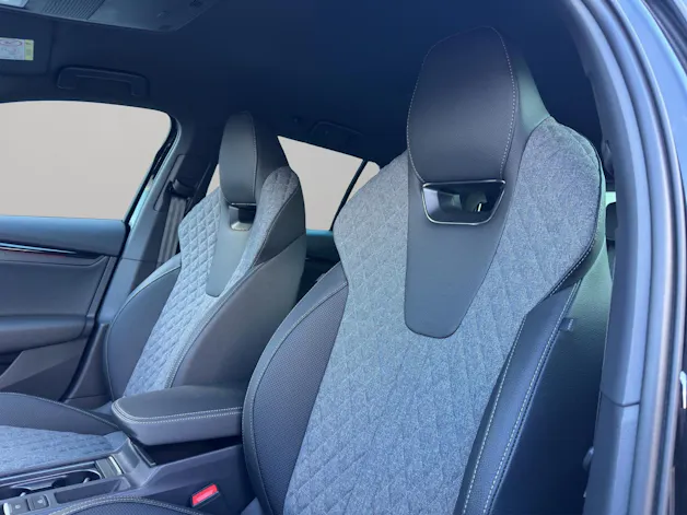 Škoda Octavia Combi 1.5 TSI mHEV DSG Sport Line