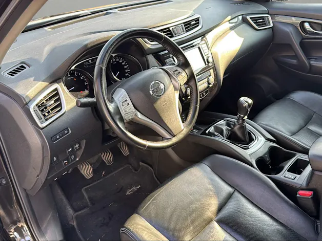 Nissan X-Trail 1.6 DIG-T tekna
