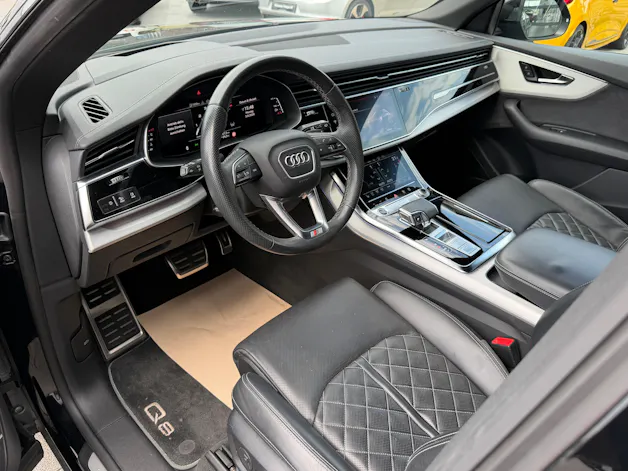 Audi Q8 50 TDI quattro tiptronic