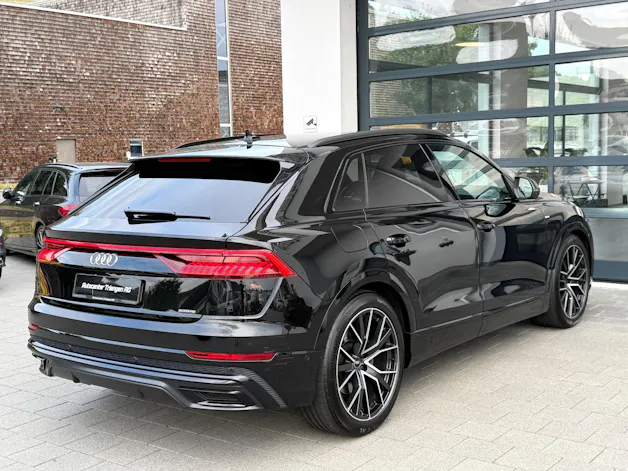 Audi Q8 50 TDI quattro tiptronic