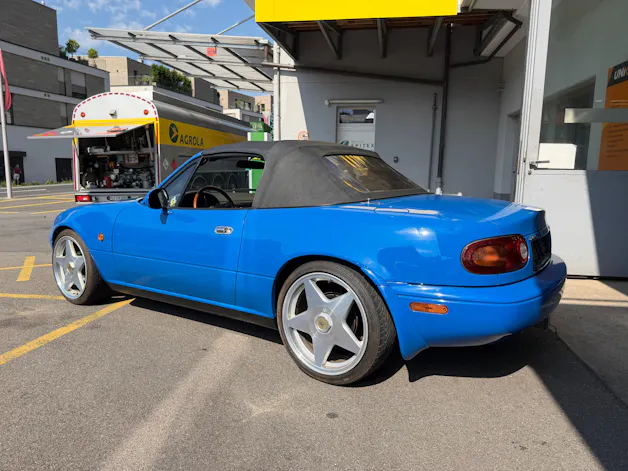 Mazda MX-5 1.6i-16