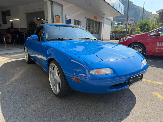 Mazda MX-5 1.6i-16